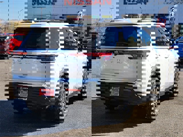 New 2025 Nissan Pathfinder SV w/ Cargo Package image 3