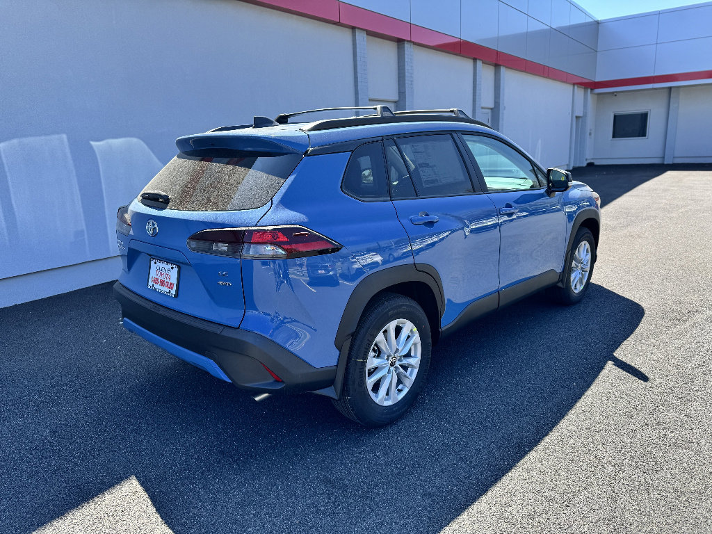 New 2026 Toyota Corolla Cross LE image 5