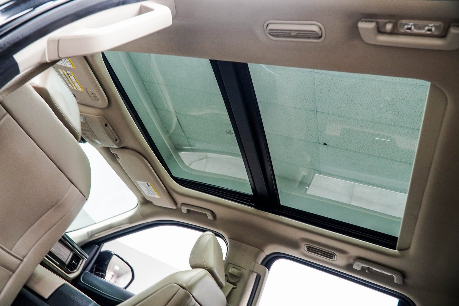 Used 2024 Ford Expedition Limited AWD/4WD image 39