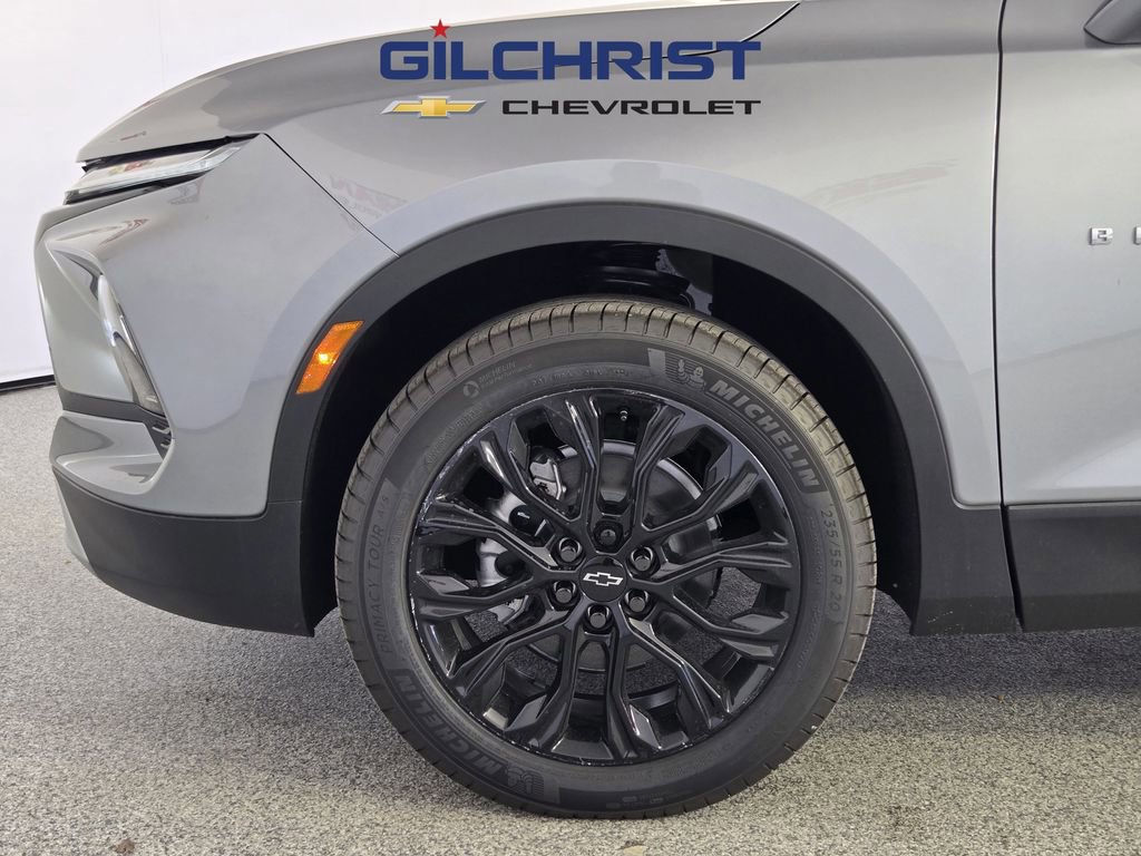 New 2026 Chevrolet Blazer LT w/ LPO, Black Grille Bar Package image 8