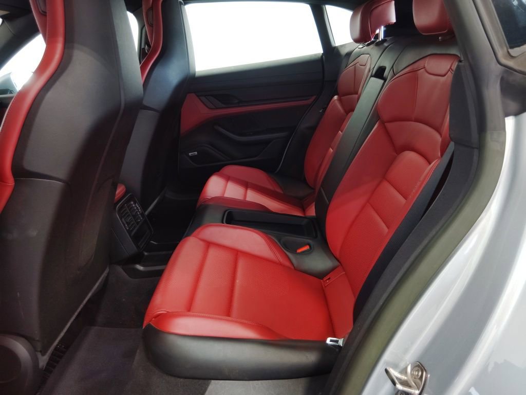 Used 2022 Porsche Taycan 4 Cross Turismo image 38