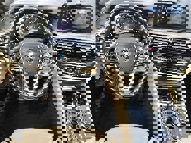 Used 2018 BMW 530i image 15