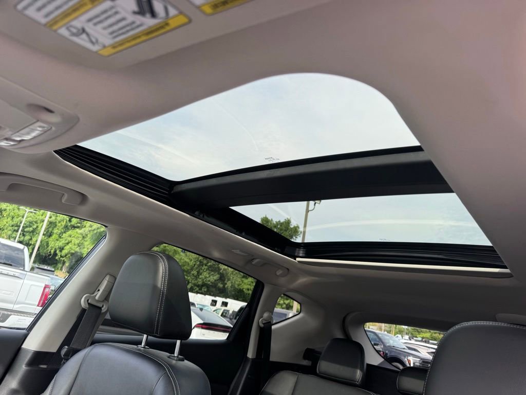 Used 2018 Nissan Murano Platinum w/ Cargo Package FWD image 13