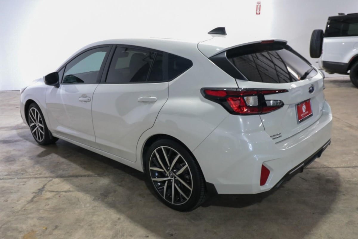 Used 2025 Subaru Impreza 2.0i Sport AWD/4WD image 6