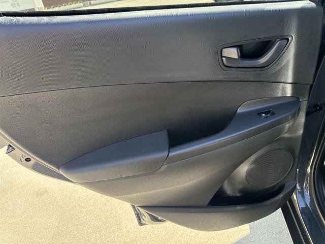 Used 2023 Hyundai Kona SEL FWD image 10