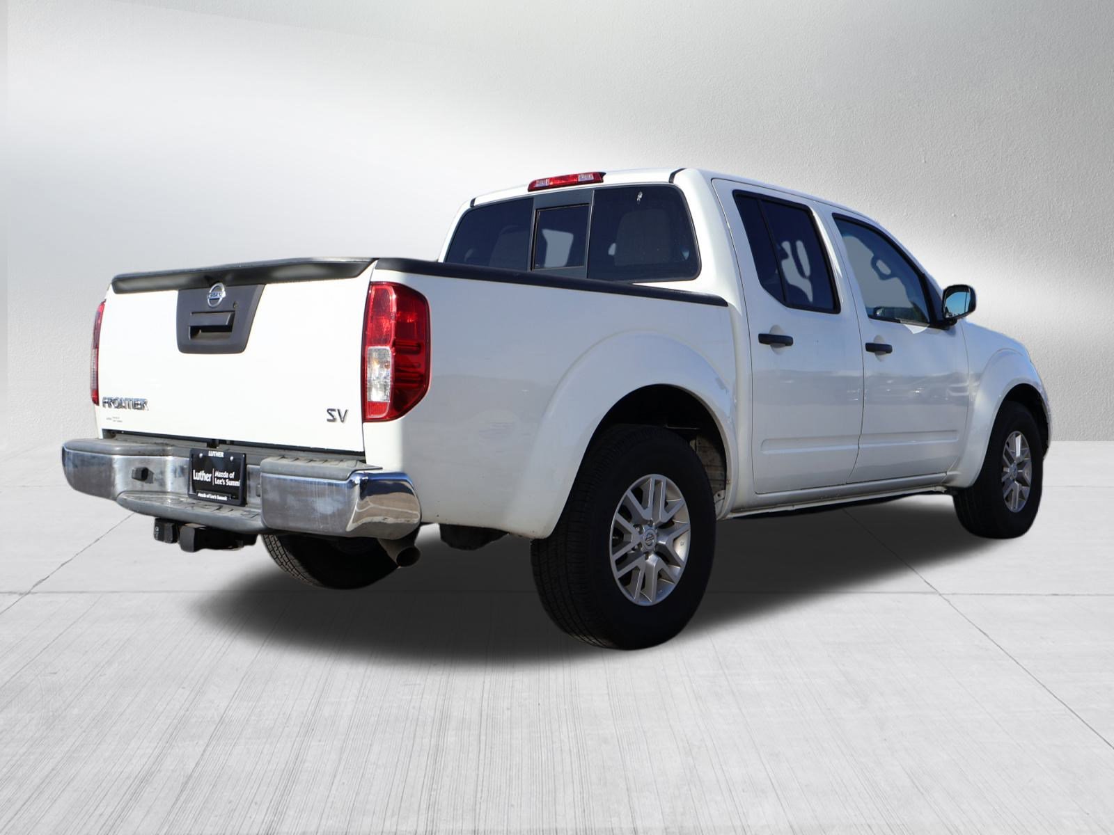 Used 2017 Nissan Frontier SV image 7
