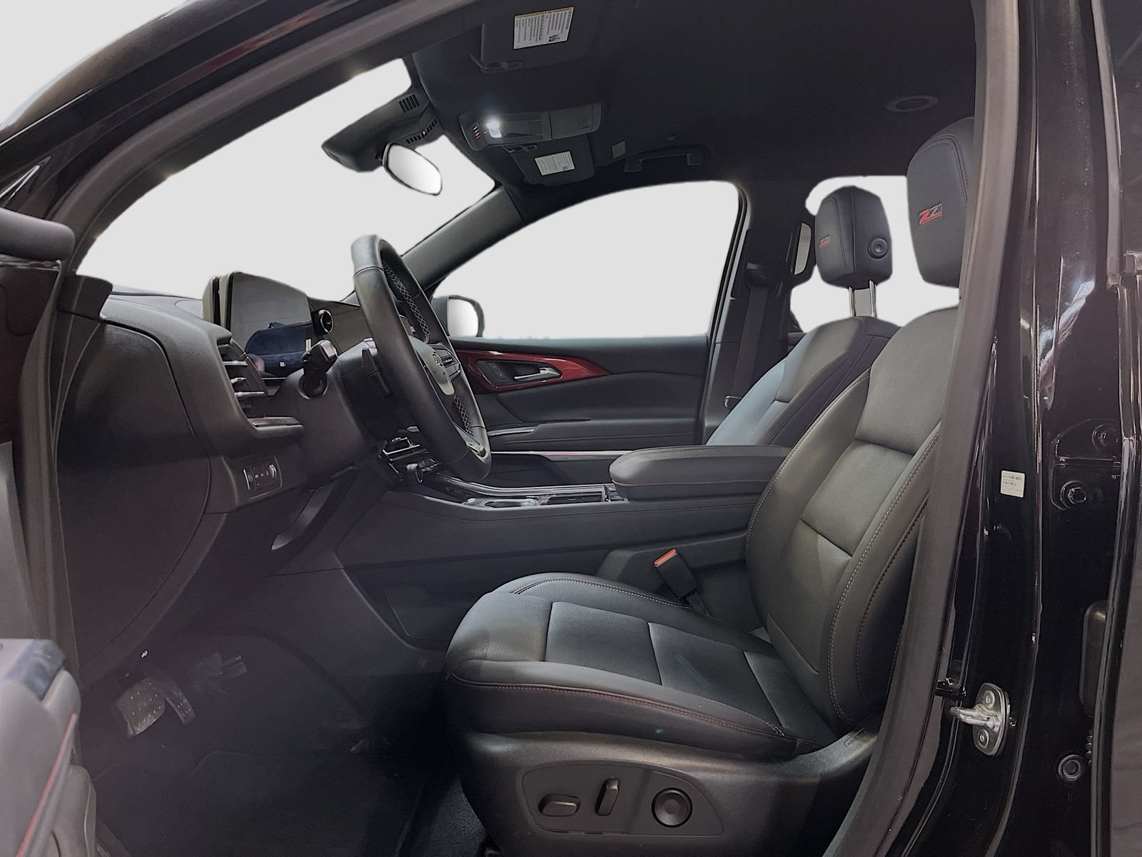 Used 2025 Chevrolet Traverse Z71 w/ Driver Confidence Package AWD/4WD image 21