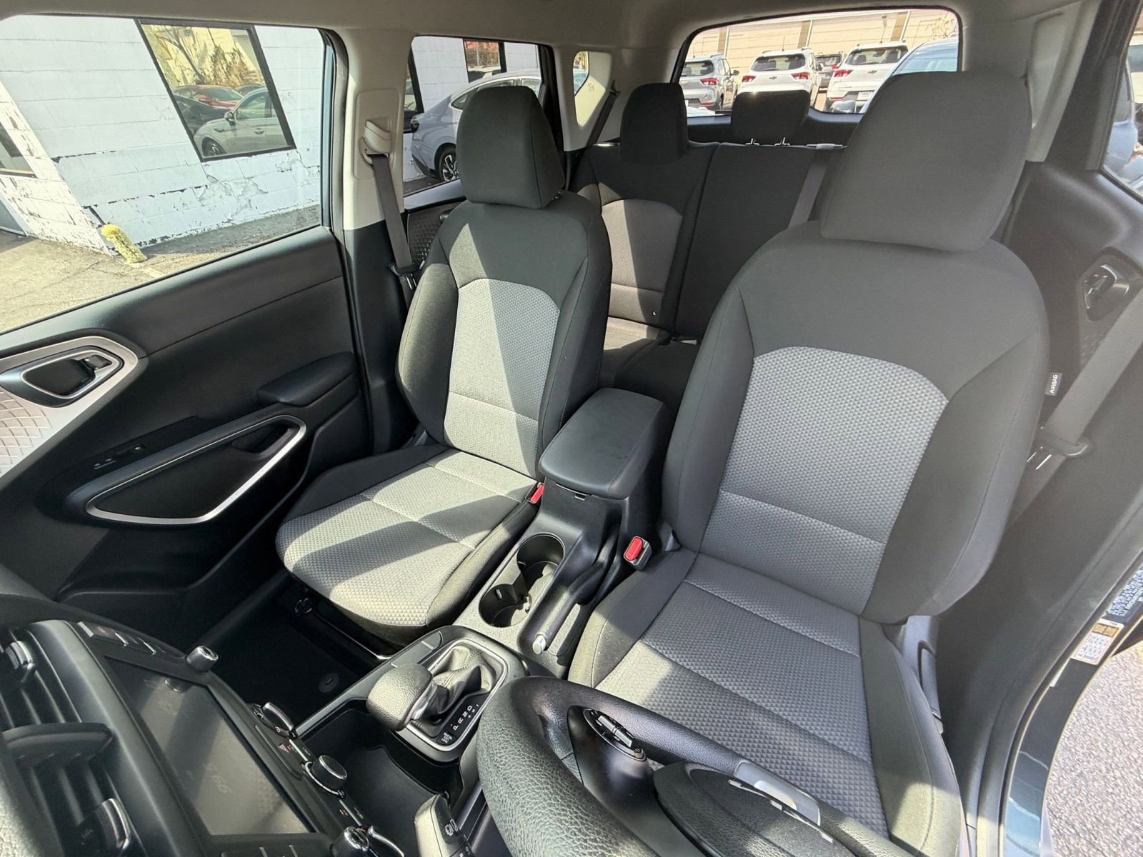 Used 2025 Kia Soul LX w/ LX Technology Package image 34