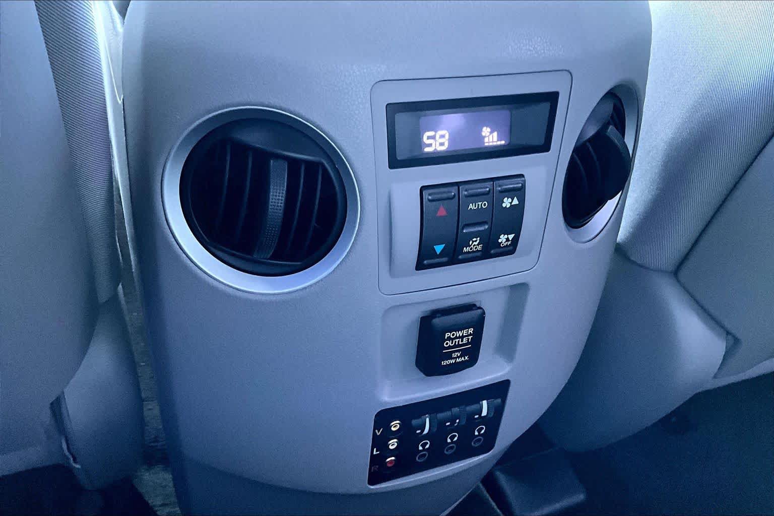 Used 2015 Honda Pilot SE image 32