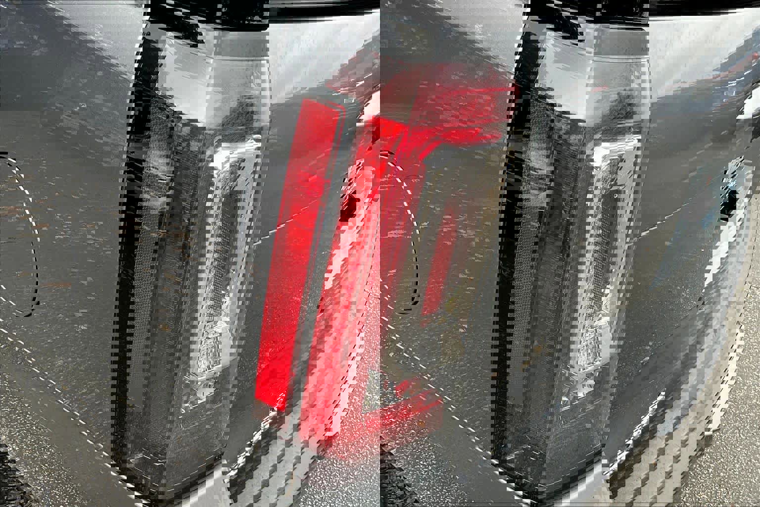 Used 2020 GMC Yukon SLT image 27