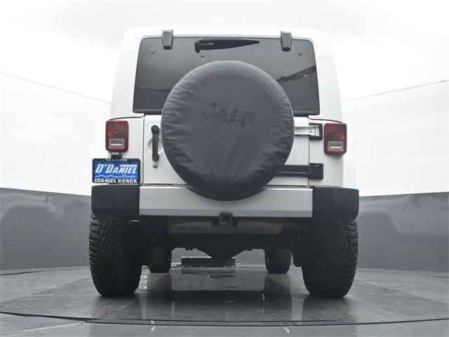 Used 2014 Jeep Wrangler Unlimited Sahara w/ Connectivity Group image 10