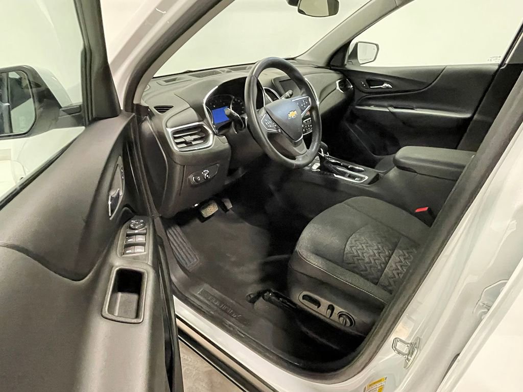 Used 2024 Chevrolet Equinox LT AWD/4WD image 20