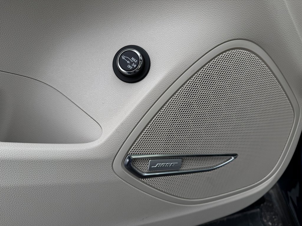 Used 2023 Buick Envision Avenir image 14