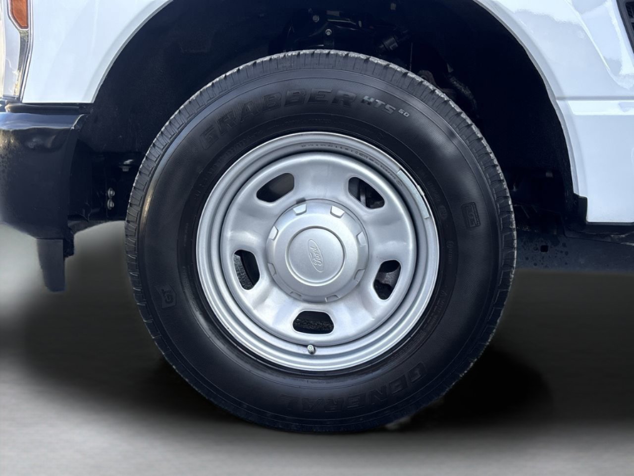 Used 2024 Ford F350 XL w/ 360-Degree Camera Package image 31