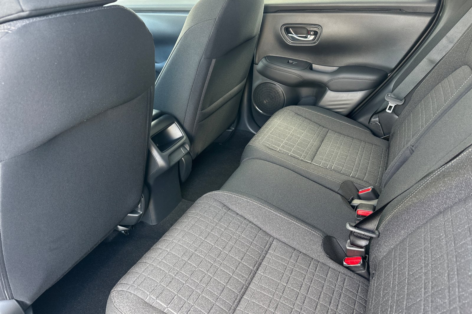 New 2027 Honda HR-V LX image 11