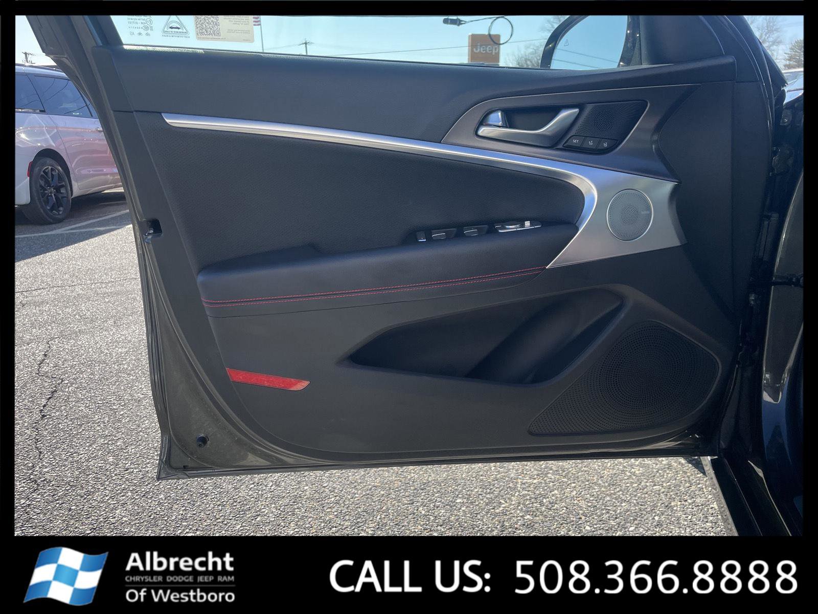 Used 2025 Genesis G70 2.5T w/ Sport Prestige Package image 11