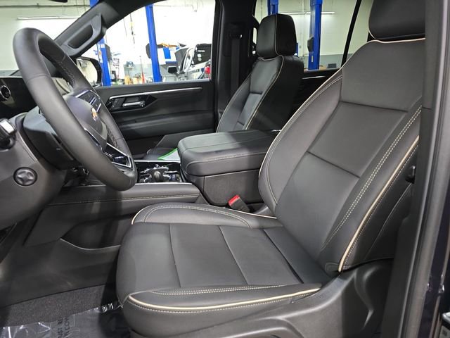 New 2025 Chevrolet Suburban Premier w/ Sun And Tow Package image 19