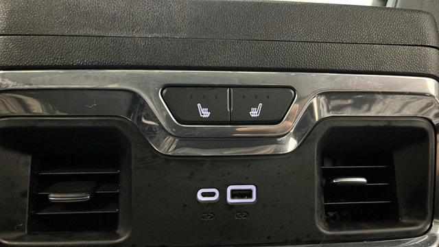 Used 2022 Chevrolet Silverado 1500 High Country w/ High Country Premium Package AWD/4WD image 37