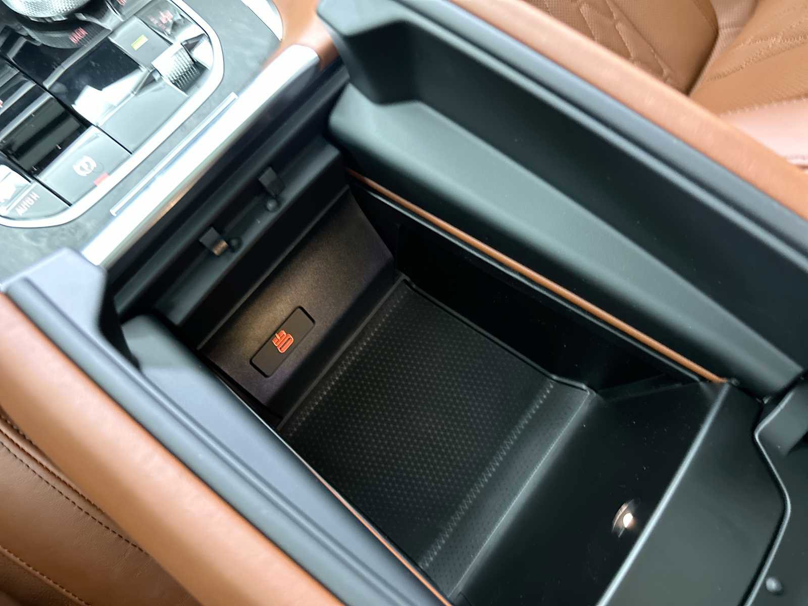 New 2026 BMW X7 M60i image 23