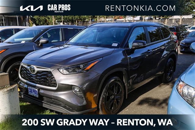 Used 2023 Toyota Highlander XLE