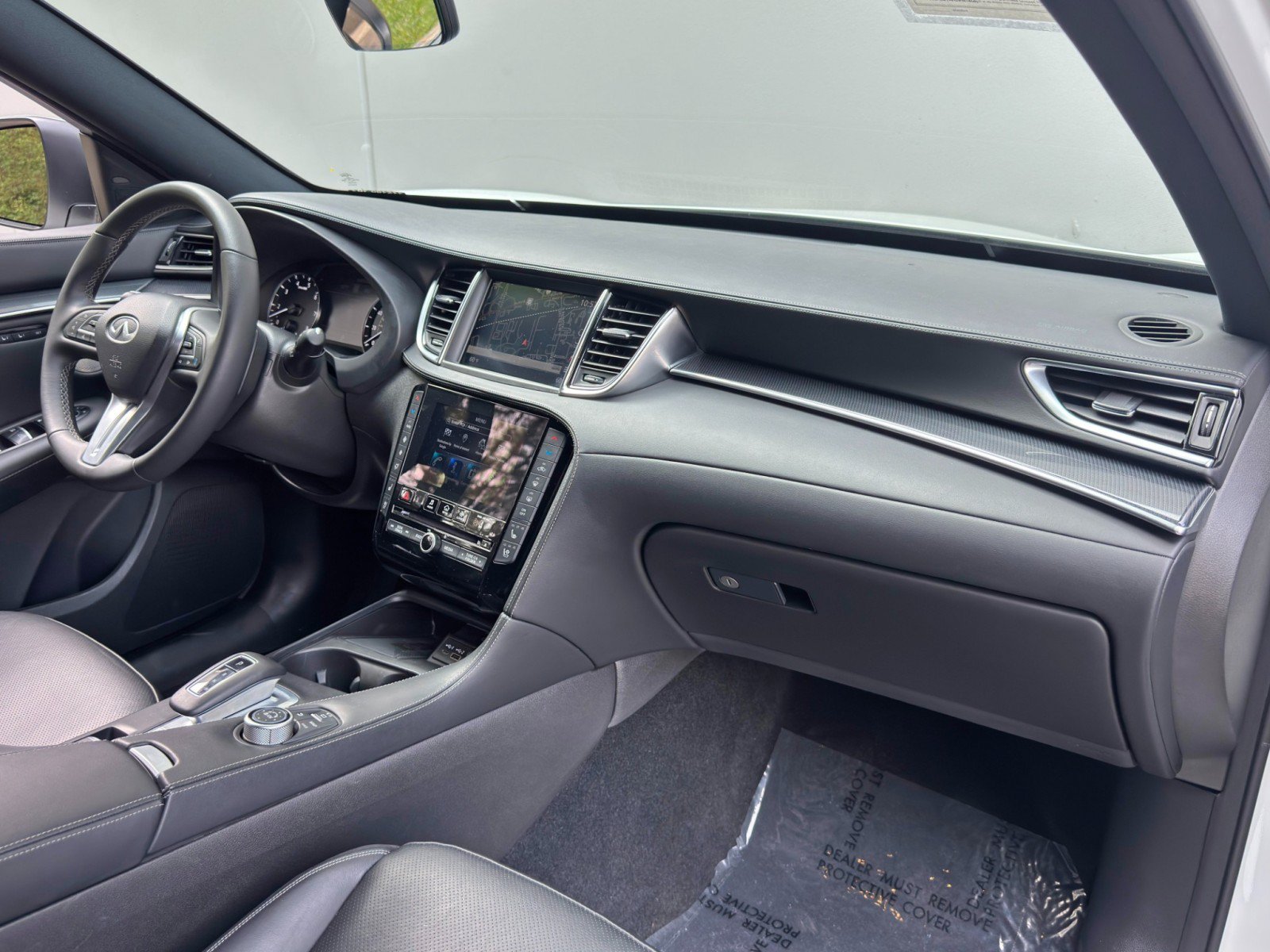 Used 2024 INFINITI QX50 Sport FWD image 14