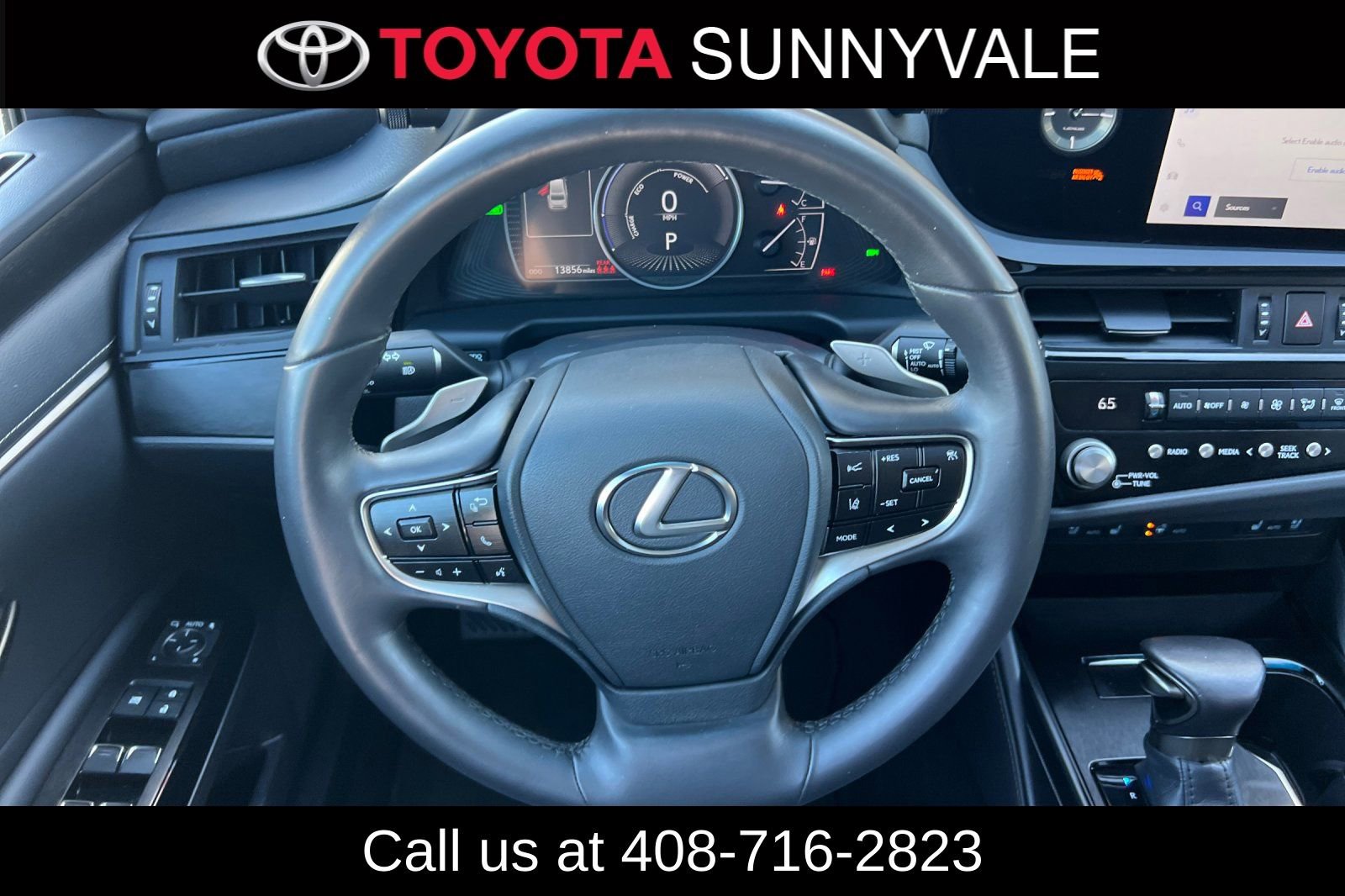 Used 2025 Lexus ES 300h w/ Premium Package image 18