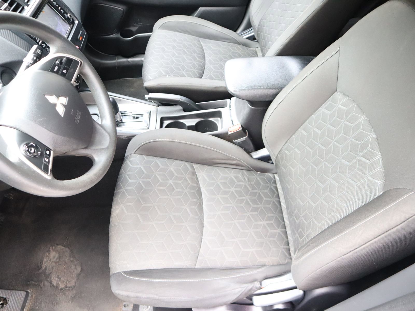 Used 2022 Mitsubishi Outlander Sport LE image 25