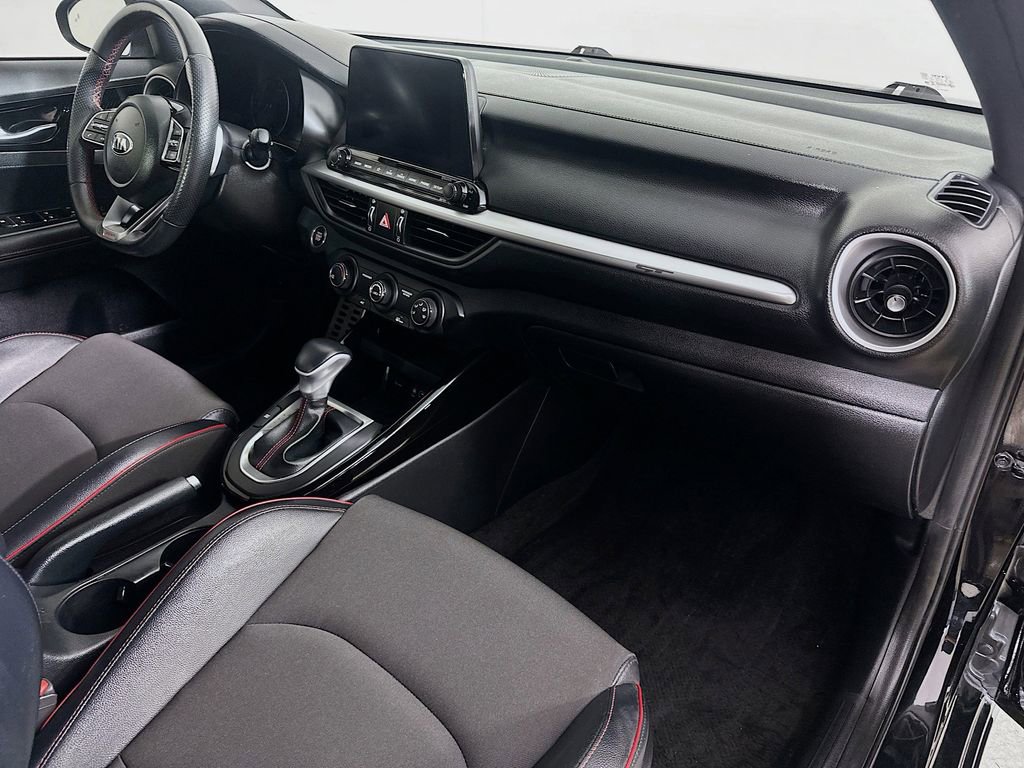 Certified 2021 Kia Forte GT w/ GT2 Package image 30