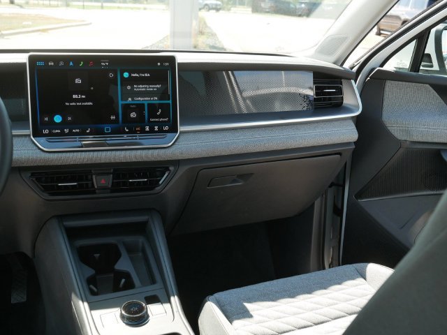 Used 2025 Volkswagen Tiguan S AWD/4WD image 22
