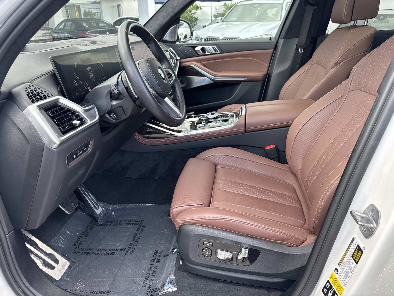 Used 2024 BMW X7 xDrive40i AWD/4WD image 22