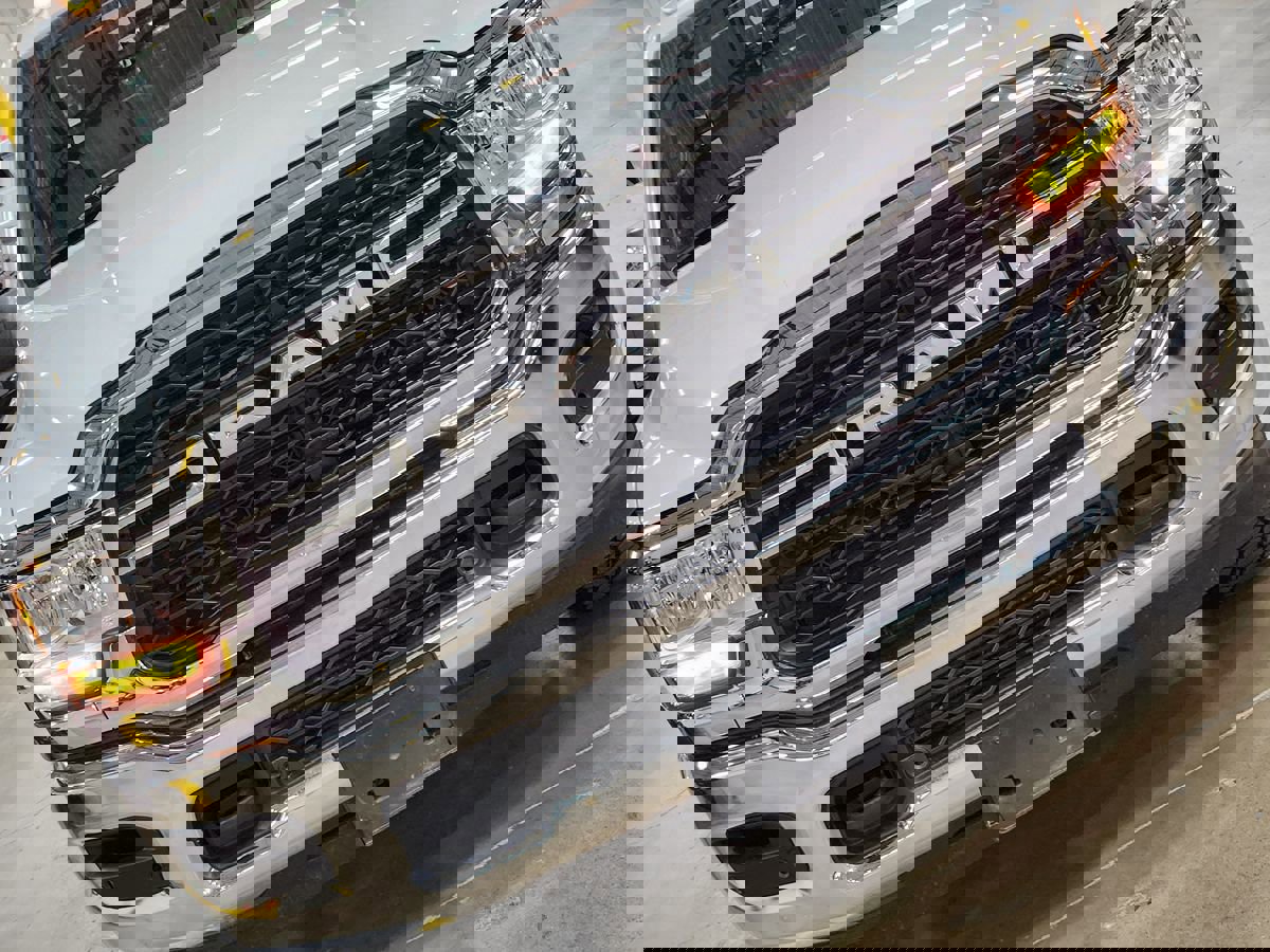 Used 2023 RAM 3500 Tradesman w/ Chrome Appearance Group image 17