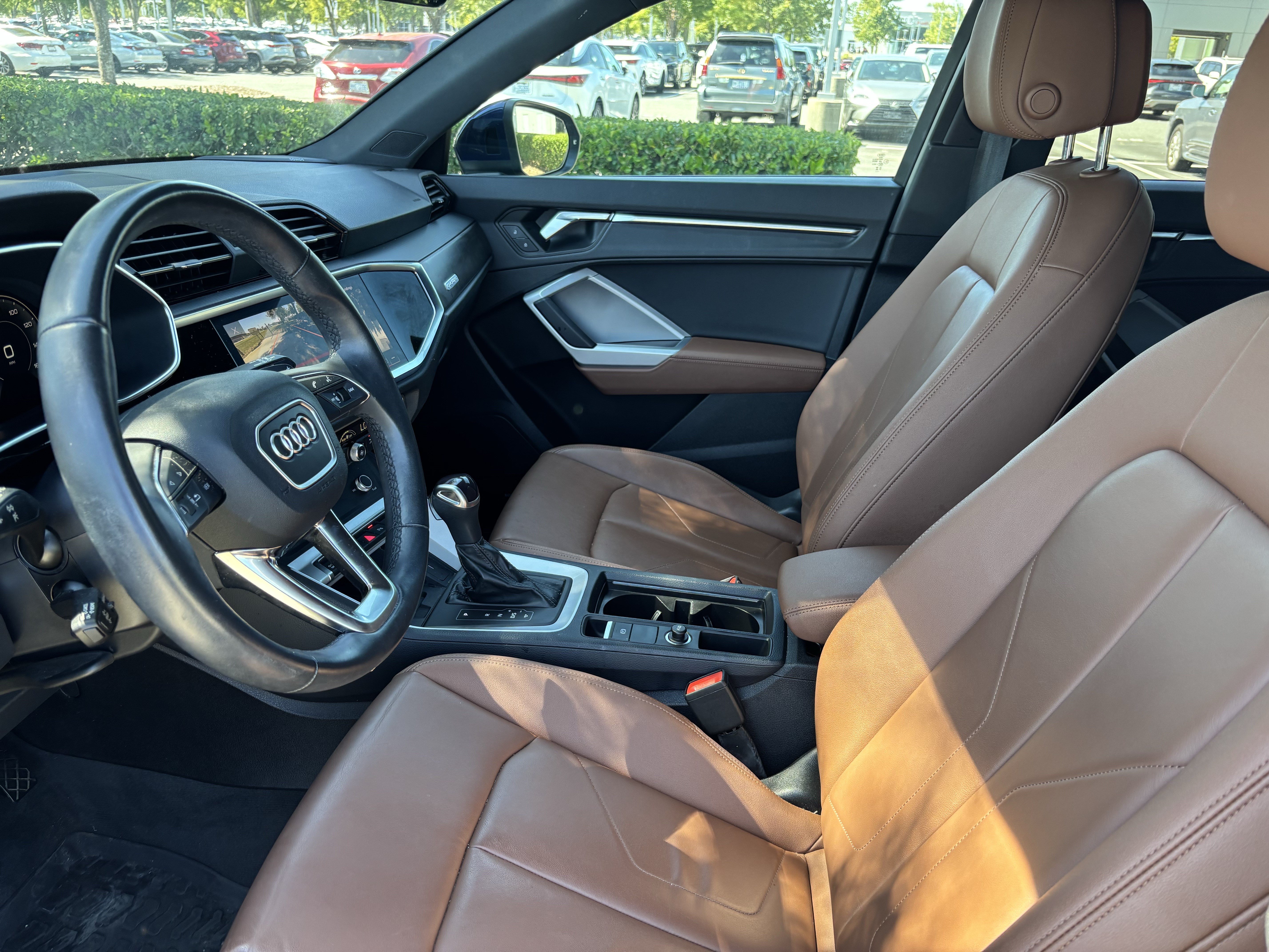 Used 2024 Audi Q3 2.0T Premium Plus AWD/4WD image 16