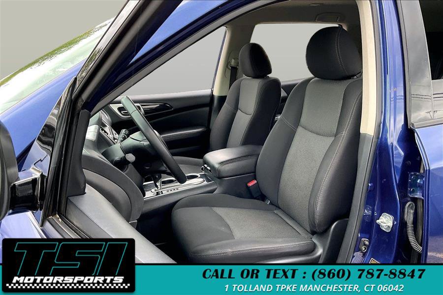 Used 2020 Nissan Pathfinder SV FWD image 23
