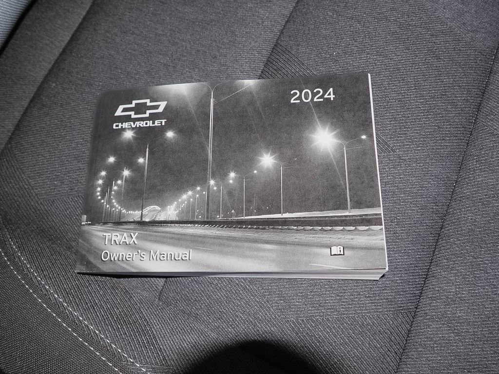 Certified 2024 Chevrolet Trax LS w/ LS Convenience Package image 36