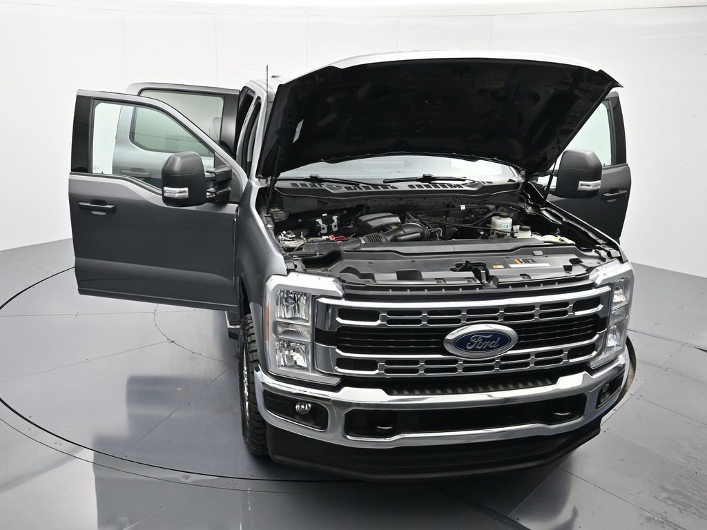 Used 2025 Ford F250 XLT image 45
