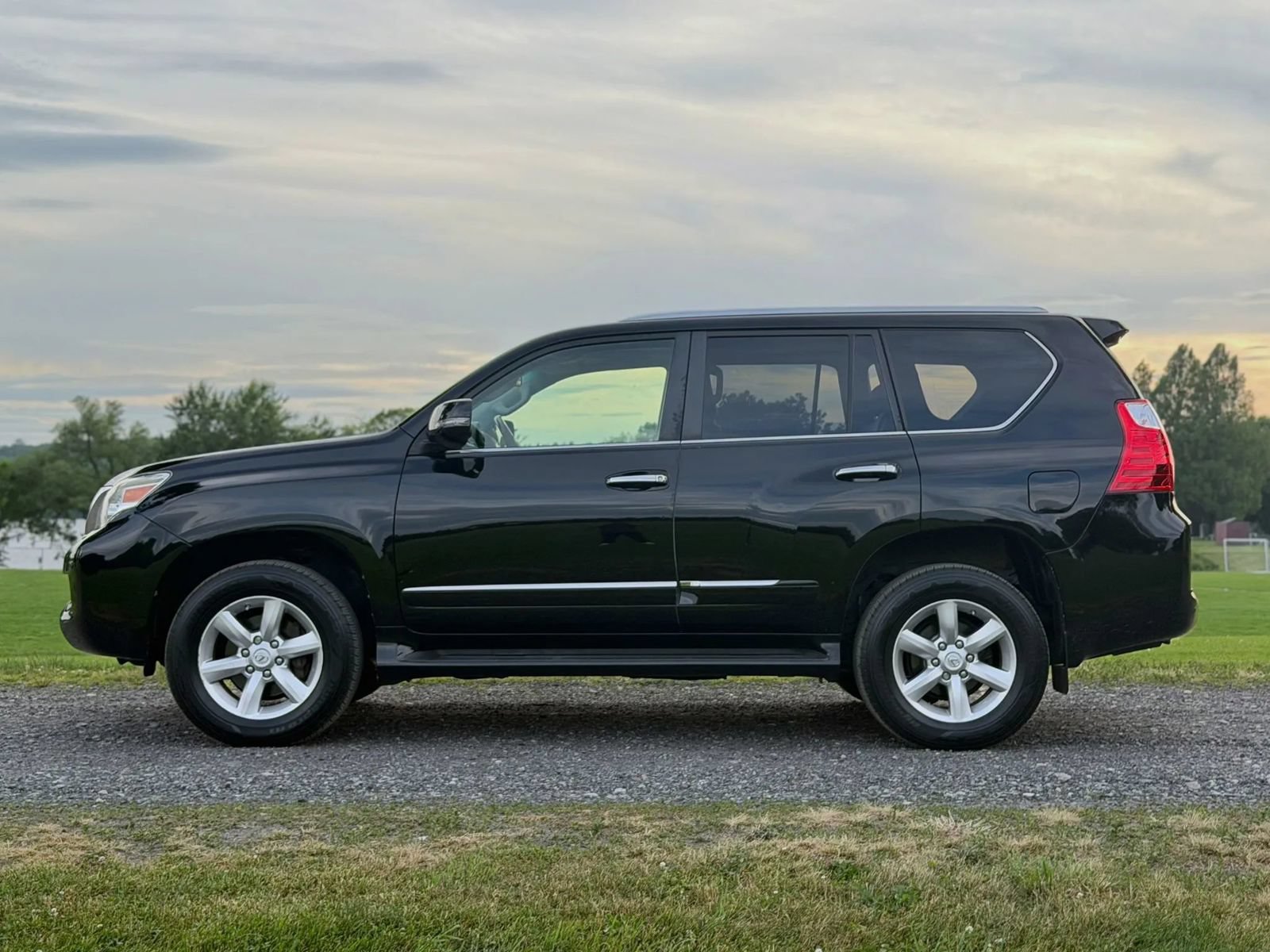 Used 2011 Lexus GX 460 Premium AWD/4WD image 20