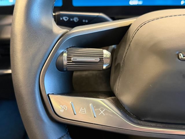 Used 2025 Lucid Air Touring AWD/4WD image 28