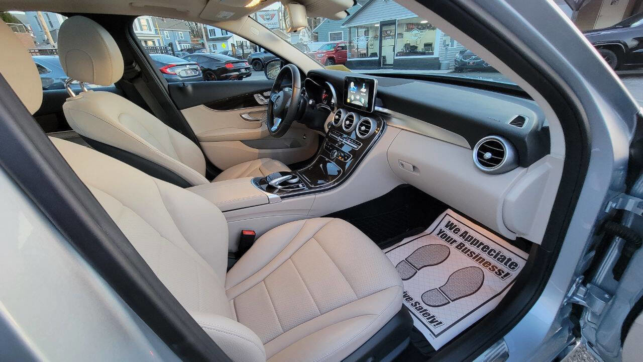 Used 2015 Mercedes-Benz C 300 4MATIC Sedan image 23