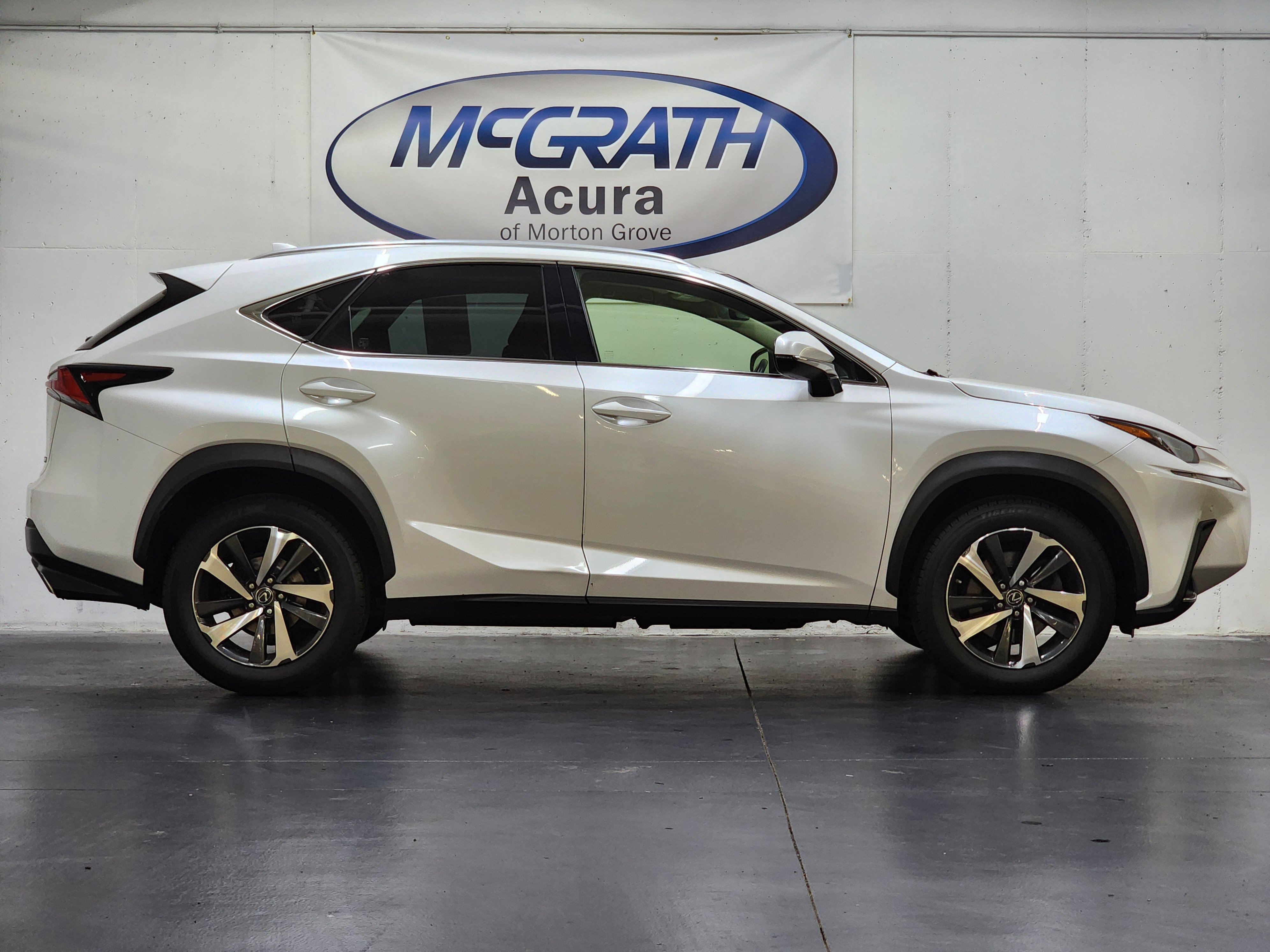 Used 2018 Lexus NX 300 AWD w/ Premium Package image 2