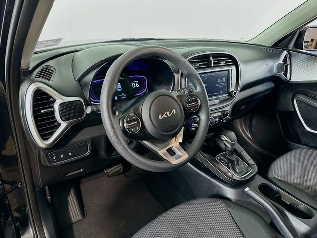 Used 2024 Kia Soul LX w/ Option Group 015 image 18