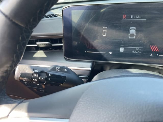 Used 2025 Kia K5 GT-Line w/ GT-Line Premium Package AWD/4WD image 39
