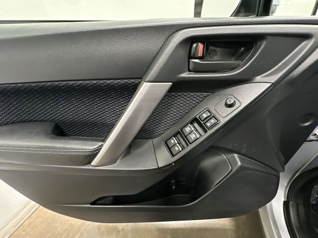 Used 2017 Subaru Forester 2.5i Premium image 17