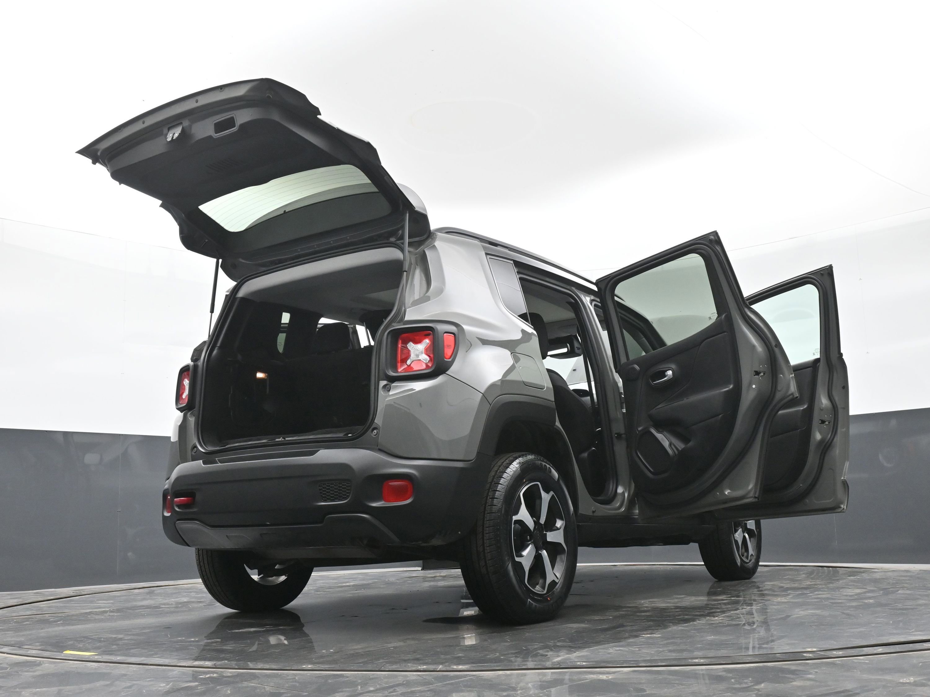 Used 2022 Jeep Renegade Trailhawk w/ Sun/Sound Group AWD/4WD image 47