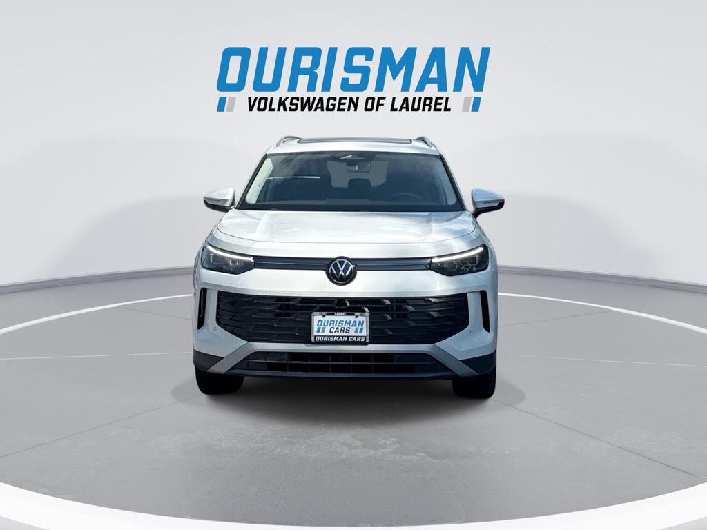 New 2026 Volkswagen Tiguan SE AWD/4WD image 3