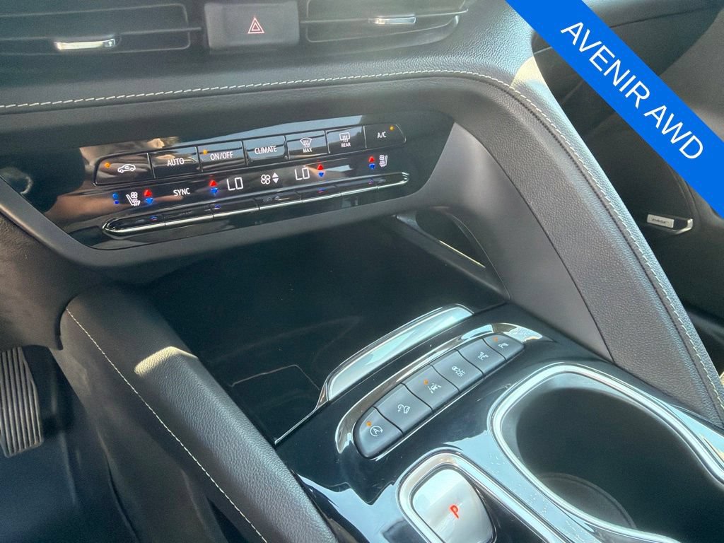 Used 2021 Buick Envision Avenir w/ Technology Package II AWD/4WD image 18