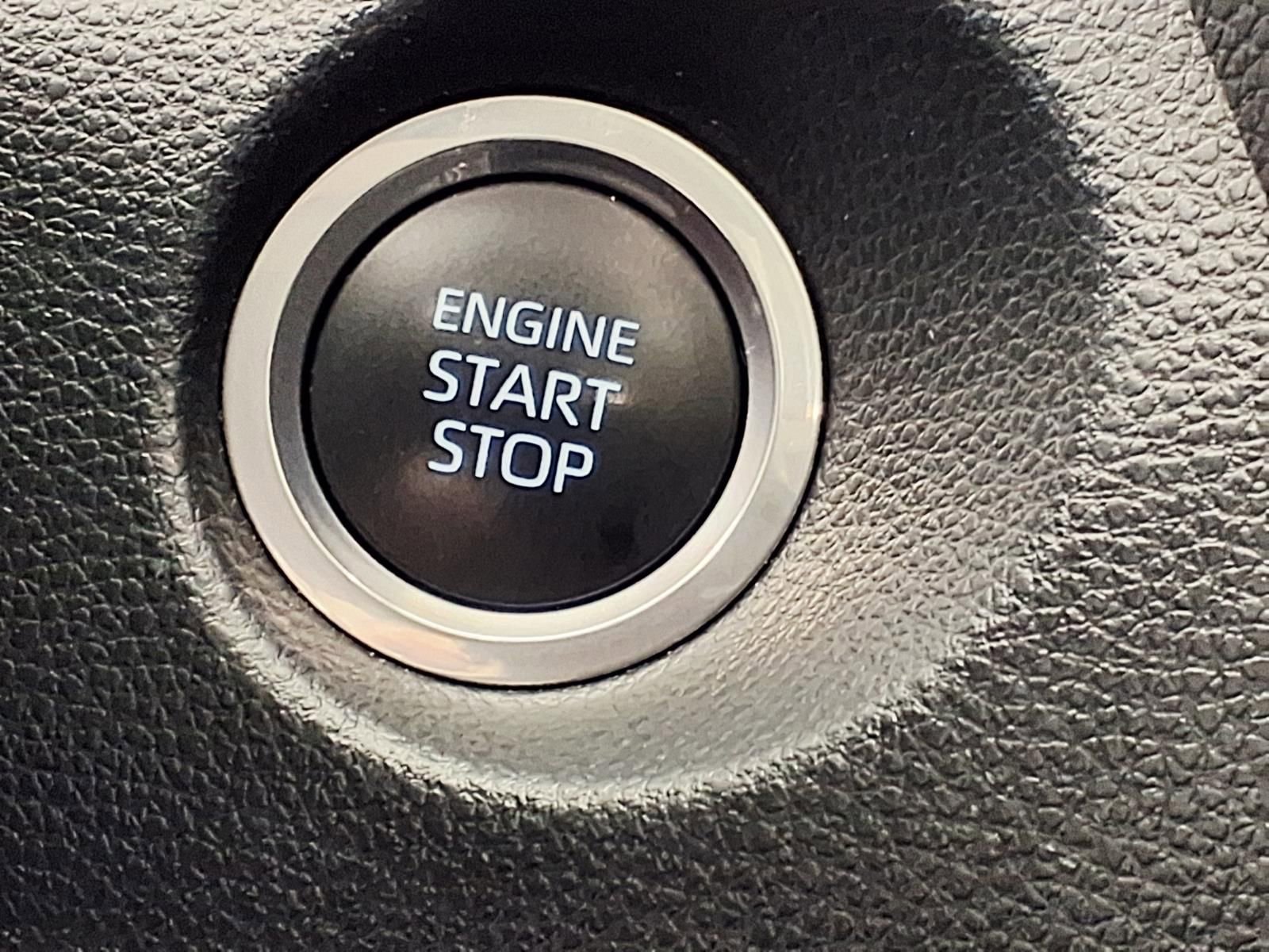 Used 2023 Toyota Corolla Cross XLE w/ Convenience Package image 21