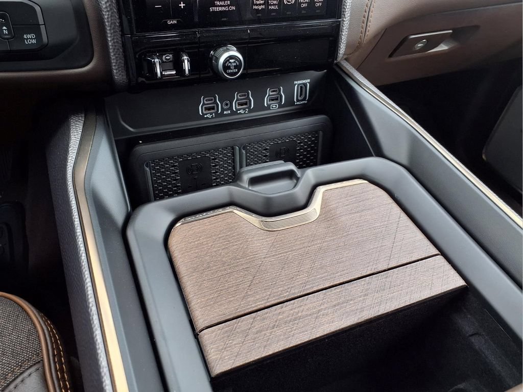 New 2025 RAM 3500 Longhorn AWD/4WD image 27