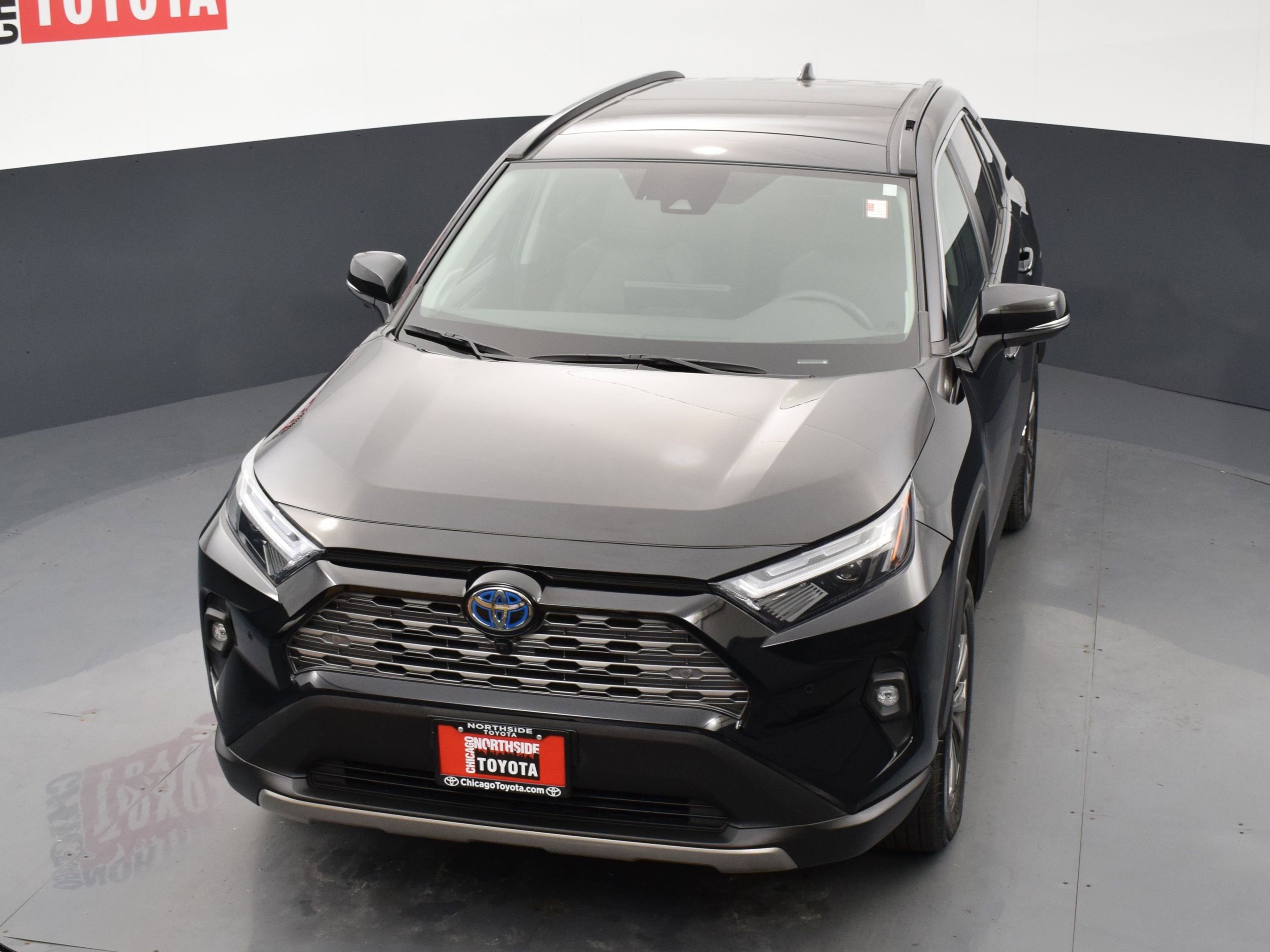 Used 2024 Toyota RAV4 Limited w/ Advanced Technology Package AWD/4WD image 32