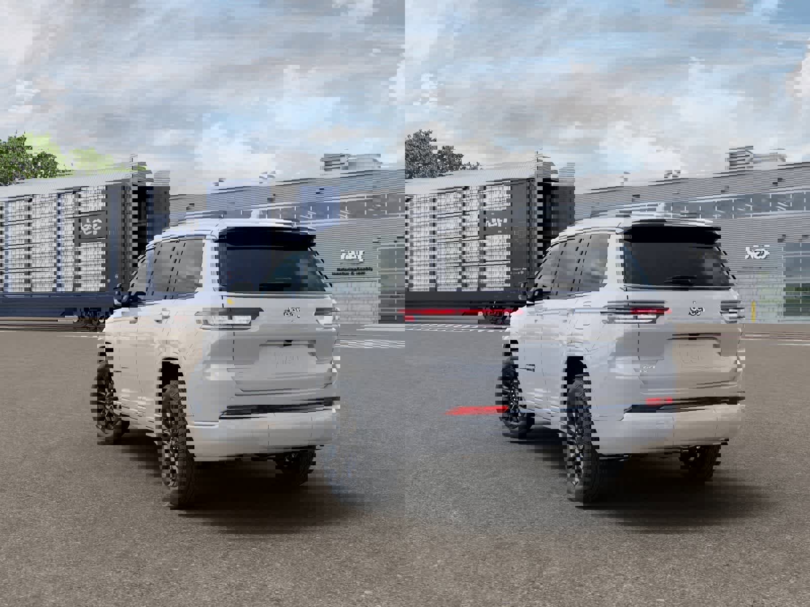 New 2026 Jeep Grand Cherokee L Limited image 3