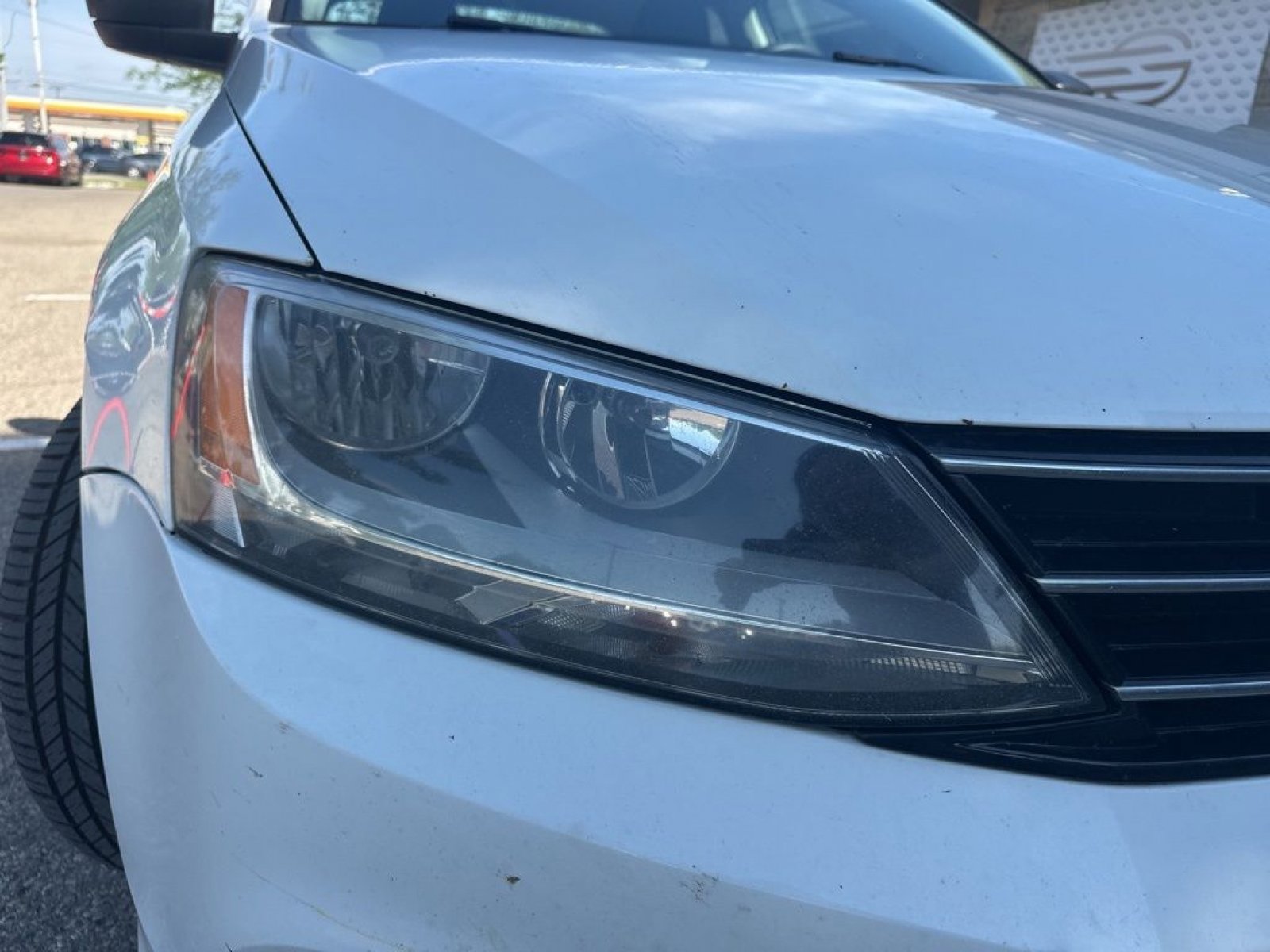 Used 2015 Volkswagen Jetta SE FWD image 4